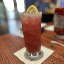 Walk-On's Sports Bistreaux - Lafayette Restaurant - Raspberry Lemonade