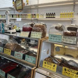 Peanut Store