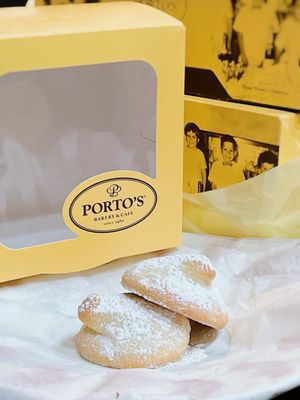 Porto's Bakery and Cafe by null