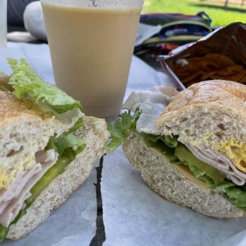 Kanarra Falls Snackery - Lunch and that amazing smoothie - Juice Bars & Smoothies Near Me - Kanarraville, Utah Kanarra Falls Snackery - Lunch and that amazing smoothie - Juice Bars & Smoothies Near Me - Kanarraville, Utah