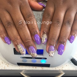 S Nail Lounge