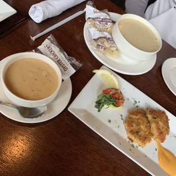 Tidal Raves - Smoked salmon chowder, clam chowder, and the crab cake appetizer - New American Near Me - Depoe Bay, Oregon