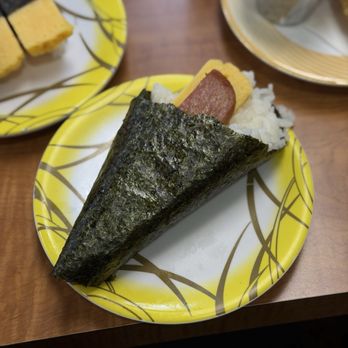 KuruKuru Sushi - Sushi Bars Near Me - Honolulu, Hawaii