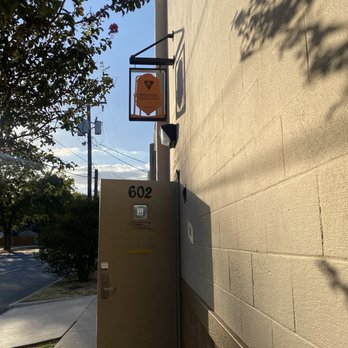BJ's Brewhouse - Front - Breweries Near Me - Temple, Texas