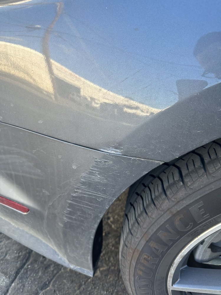 Iconic Collision Center, Los Angeles Roadtrippers