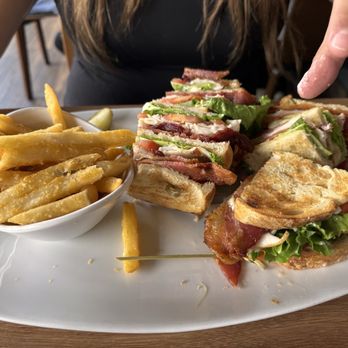 Broken Yolk Cafe - Club Sandwich - Breakfast & Brunch Near Me - Costa Mesa, California