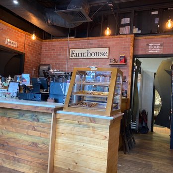 Farmhouse Cafe - Front of shop - Breakfast & Brunch Near Me - Honolulu, Hawaii Farmhouse Cafe - Front of shop - Breakfast & Brunch Near Me - Honolulu, Hawaii