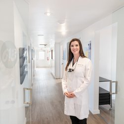Carli Katz, DMD - Dr Carli Katz at her Holistic Dental Clinic