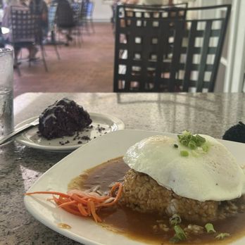 Waioli Kitchen and Bake Shop - loco moco plate - Breakfast & Brunch Near Me - Honolulu, Hawaii Waioli Kitchen and Bake Shop - loco moco plate - Breakfast & Brunch Near Me - Honolulu, Hawaii