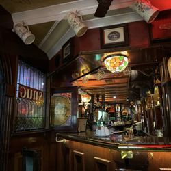 Sean Tierney's Bar and Restaurant
