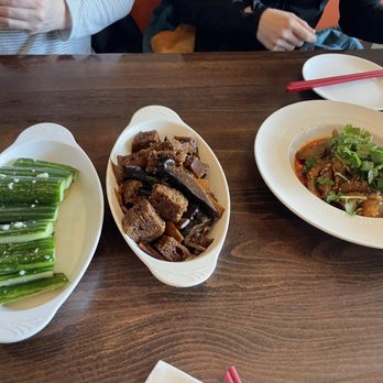 LJ Shanghai - Shanghainese Near Me - Cleveland, Ohio LJ Shanghai - Shanghainese Near Me - Cleveland, Ohio