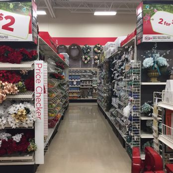 Michaels - Michaels of Bellingham -- 251 Hartford Avenue / Route 126, Bellingham          Interior - Arts & Crafts Near Me - Bellingham, Massachusetts