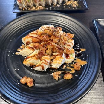 Yoshi Sushi - Sushi Bars Near Me - Palmdale, California