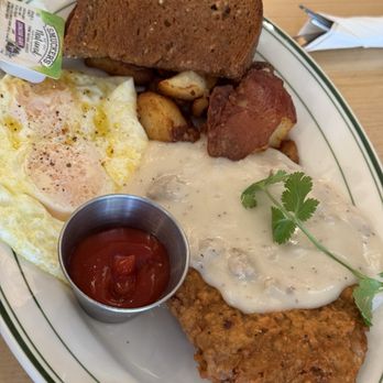 Madi - Country Chicken Fried Steak & Eggs - Breakfast & Brunch Near Me - San Diego, California Madi - Country Chicken Fried Steak & Eggs - Breakfast & Brunch Near Me - San Diego, California