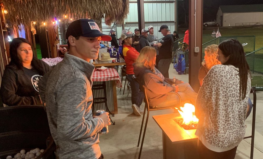 PECULIAR GOLF Updated October 2024 26 Photos 22115 SE Outer Rd