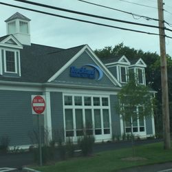 Rockland Federal Credit Union - Rockland Federal Credit Union of Walpole -- 564 Main Street / Route 1A, Walpole         Exterior