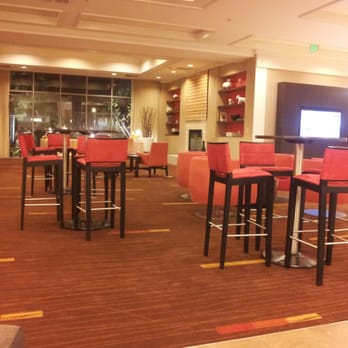 Courtyard by Marriott Oakland Downtown - Hotels Near Me - Oakland, California