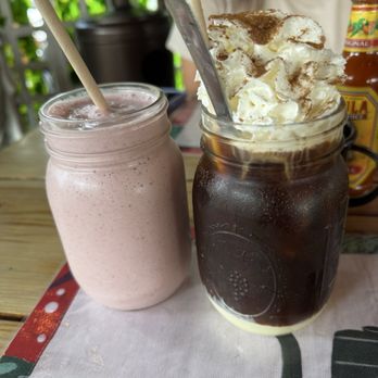 Bulegreen Cafe Yard - Strawberry/banana smoothie and a yummy coffee drink with condensed milk - Cafes Near Me - Oakland Park, Florida Bulegreen Cafe Yard - Strawberry/banana smoothie and a yummy coffee drink with condensed milk - Cafes Near Me - Oakland Park, Florida