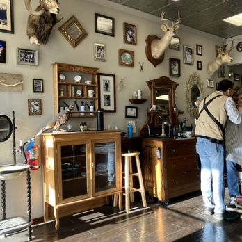 Cedar Park Barbershop - inside - Barbers Near Me - Cedar Park, Texas Cedar Park Barbershop - inside - Barbers Near Me - Cedar Park, Texas
