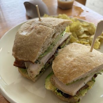 Homeroom - Chicken bacon avocado sandwich - Breakfast & Brunch Near Me - Gladwyne, Pennsylvania