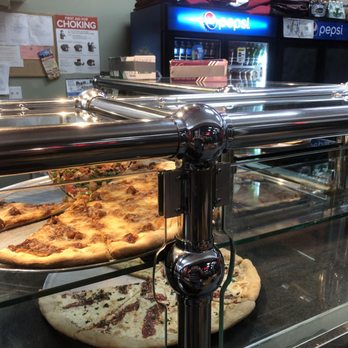 Broadway NY Style Pizza - Pizza Near Me - Niagara Falls, New York