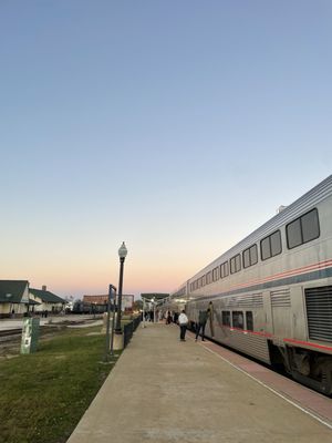 Emeryville Amtrak Station by null
