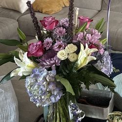 Merritt Island Florist - Flowers - Just because - purple arrangement