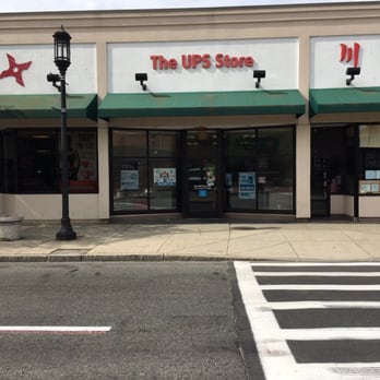 US Post Office - Store entrance - Post Offices Near Me - Medford, Massachusetts