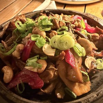CanoeHouse - Mushrooms - Japanese Near Me - Kamuela, Hawaii
