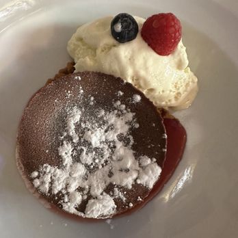 Guell - Coulant de chocolate - Tapas/Small Plates Near Me - Barcelona, B