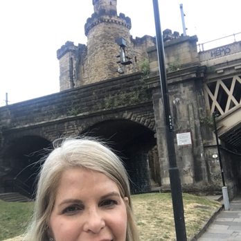 Newcastle Castle - Landmarks & Historical Buildings Near Me - Amen Corner, XTW