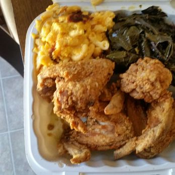 Carolina Kitchen - Hubby's fried chicken meal. They didn't put anything to stop the chicken from getting soggy. - Soul Food Near Me - Brandywine, Maryland