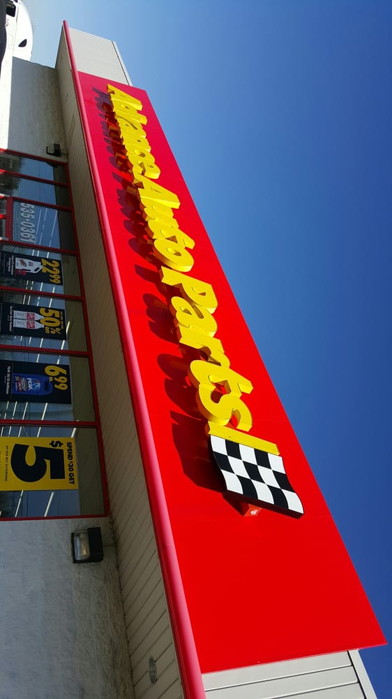 ADVANCE AUTO PARTS 735 N US Highway 31, Whiteland, Indiana Auto