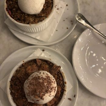 Laurel Hardware - Bread Pudding, Berry Crumble - New American Near Me - West Hollywood, California