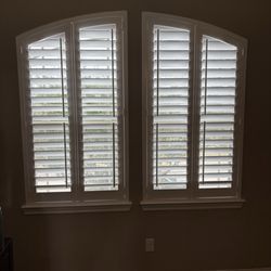 Gulf Coast Blinds - Norman custom shutters with offset tilt bar