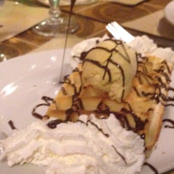 Pain Vin Fromages - Dessert waffle - Fondue Near Me - Paris, 75 Pain Vin Fromages - Dessert waffle - Fondue Near Me - Paris, 75