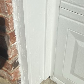 Vivax Pros - Front of house, by garage - Painters Near Me - Carrollton, Texas Vivax Pros - Front of house, by garage - Painters Near Me - Carrollton, Texas