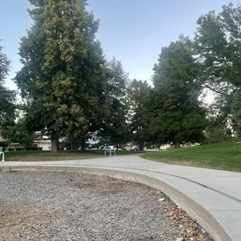 Columbine Park - Basketball Courts Near Me - Arvada, Colorado