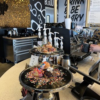 Hash Kitchen - BYO donut bar - Breakfast & Brunch Near Me - Draper, Utah