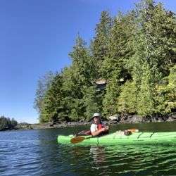 Paddle West Kayaking - Paddling...