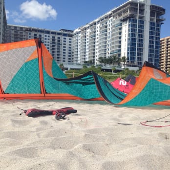 Miami Beach Paddleboard - Kitesurfing on 23rd Street - Paddleboarding Near Me - Miami Beach, Florida Miami Beach Paddleboard - Kitesurfing on 23rd Street - Paddleboarding Near Me - Miami Beach, Florida