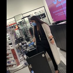 Sunglass Hut