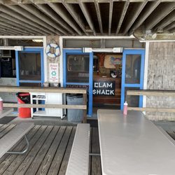 Costello's Clam Shack - Pickup Area