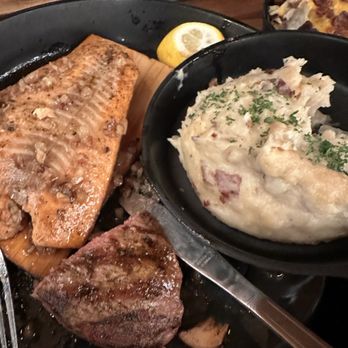Southern Comfort - Comfort Food Near Me - Gatlinburg, Tennessee