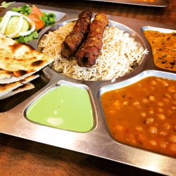 Cafe De Khan