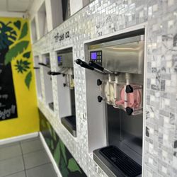 Dolce Banana Cafe