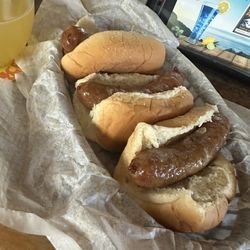 Schooner Pub - Mini brats
