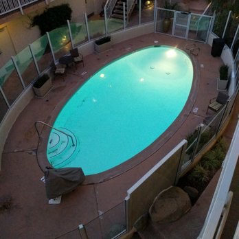 Best Western Plus Beach View Lodge - Hotels Near Me - Carlsbad, California