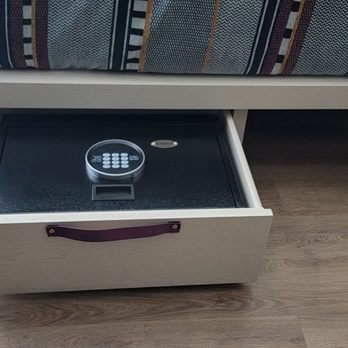 Moxy Asheville - Room safe - Hotels Near Me - Asheville, North Carolina Moxy Asheville - Room safe - Hotels Near Me - Asheville, North Carolina