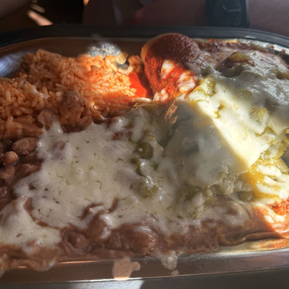Tomasita's - New Mexican Cuisine Near Me - Santa Fe, New Mexico Tomasita's - New Mexican Cuisine Near Me - Santa Fe, New Mexico